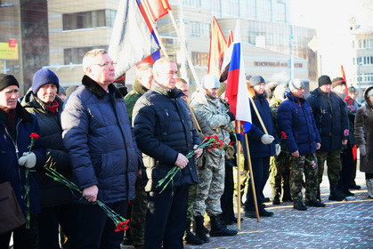 Парламентарии приняли участие в митинге, посвященном годовщине начала контртеррористической операции на Северном Кавказе